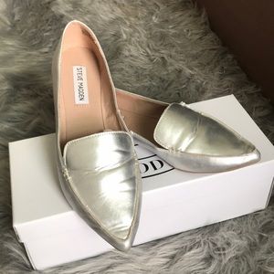 Steve Madden Feather loafer